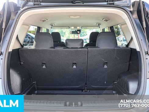 Used 2025 Kia Soul LX w/ LX Technology Package FWD image 23
