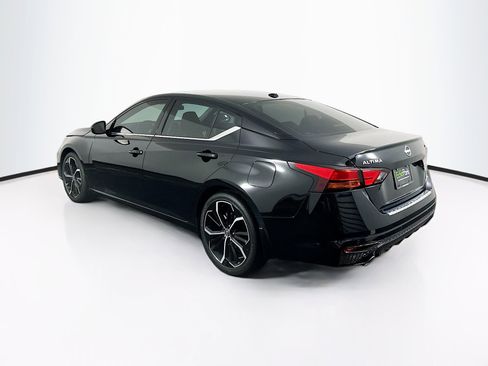 Used 2023 Nissan Altima 2.5 SR image 5