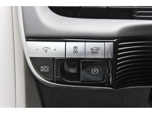 Used 2023 Hyundai Ioniq 5 SEL RWD image 40