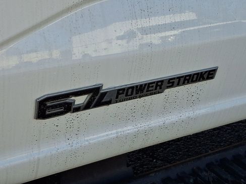 Used 2023 Ford F550 XL image 29
