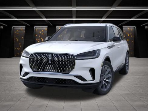 New 2026 Lincoln Aviator Reserve w/ Luxury Package RWD image 2