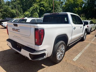 Used 2022 GMC Sierra 1500 Denali w/ Denali Premium Package AWD/4WD video 2