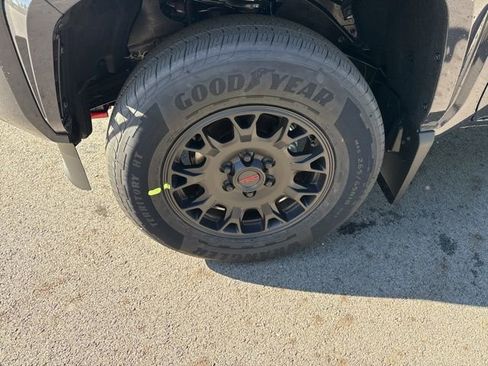 New 2025 Toyota Tacoma SR5 image 10