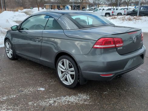 Used 2013 Volkswagen Eos Executive image 6