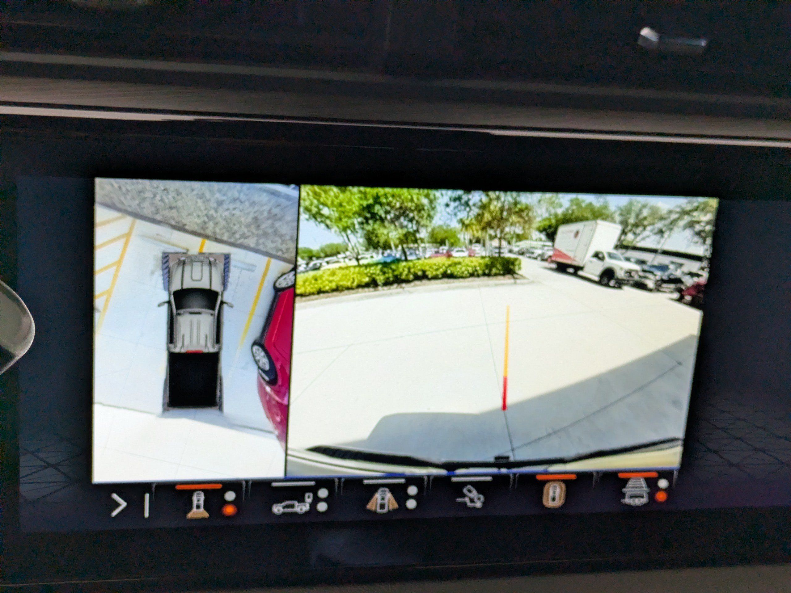 Used 2024 GMC Sierra 2500 AT4 w/ AT4 Premium Plus Package AWD/4WD image 26