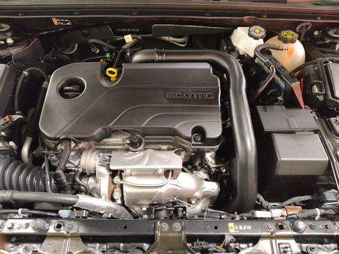 Used 2024 Chevrolet Malibu LT image 30