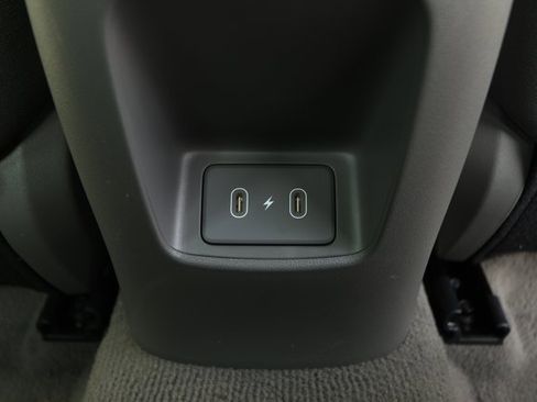 Used 2025 Hyundai Elantra SEL image 29