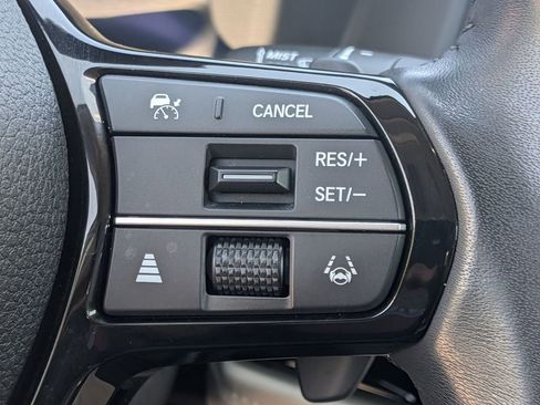 Used 2023 Honda Accord Touring image 17
