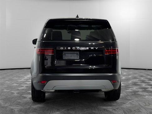 New 2025 Land Rover Discovery S image 4