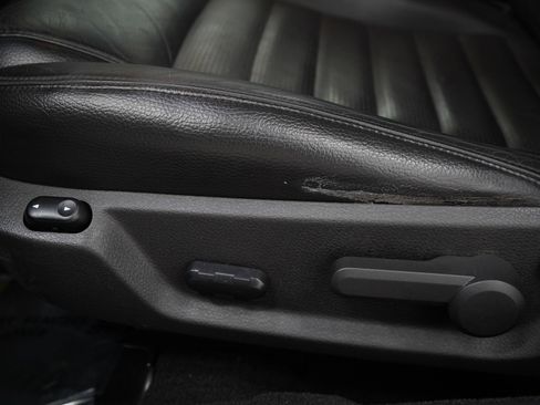Used 2005 Ford Mustang GT Premium RWD image 16