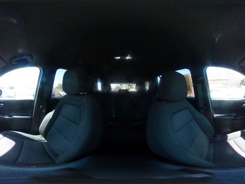 Used 2025 Chevrolet Equinox LT FWD image 42