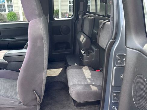 Used 2012 Chevrolet Colorado LT AWD/4WD image 11