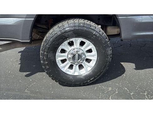 Used 2020 Ford F250 XL w/ STX Appearance Package AWD/4WD image 12