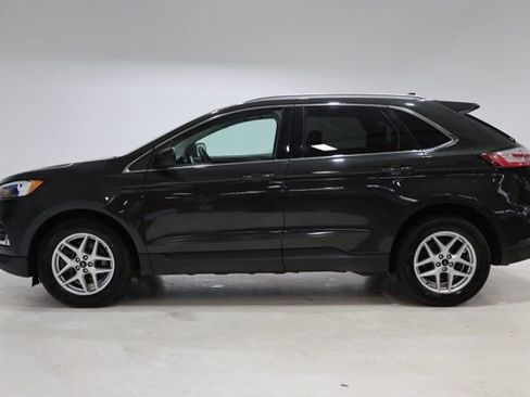 Used 2022 Ford Edge SEL w/ Convenience Package AWD/4WD image 4