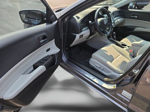 Used 2018 Acura ILX FWD image 23