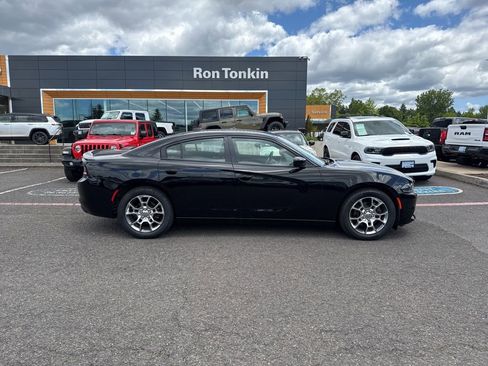 Used 2016 Dodge Charger SXT w/ Rallye Group AWD/4WD image 8