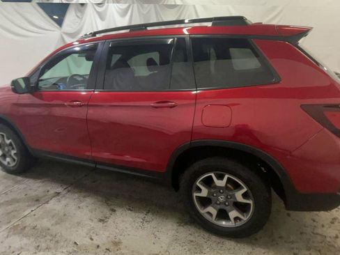 Used 2023 Honda Passport TrailSport image 6
