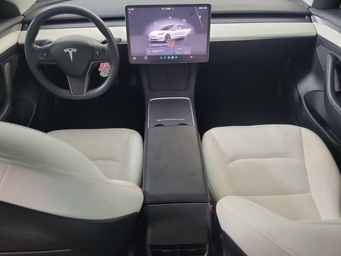Used 2022 Tesla Model 3 Standard Range RWD image 12