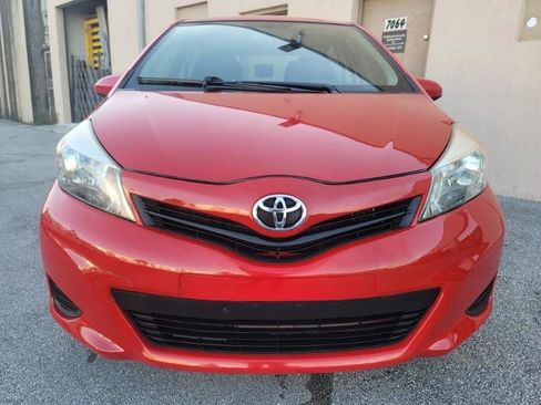 Used 2013 Toyota Yaris LE FWD image 4