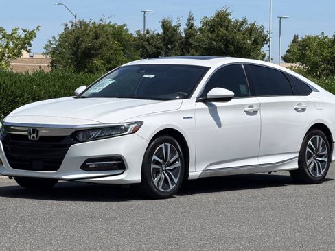 Used 2020 Honda Accord EX image 8