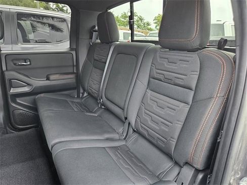 Used 2024 Nissan Frontier Pro-X image 5