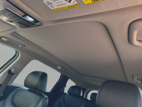 Certified 2023 Hyundai Santa Fe SEL w/ Premium Package FWD image 23