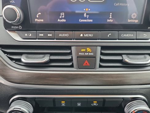 Used 2024 Nissan Altima 2.5 SV image 27