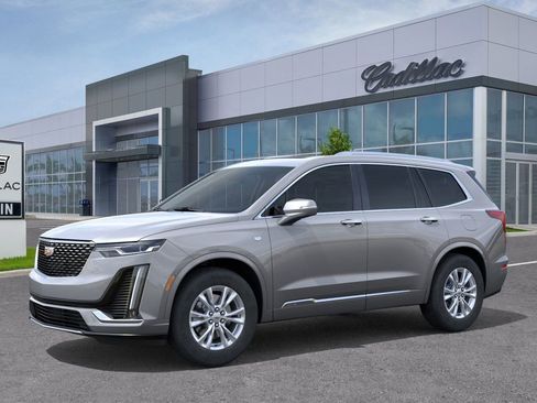 New 2025 Cadillac XT6 Luxury FWD image 3