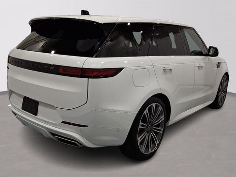 Certified 2025 Land Rover Range Rover Sport Dynamic SE AWD/4WD image 4