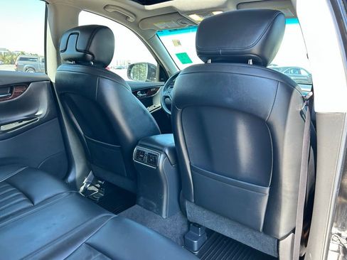 Used 2017 INFINITI QX50 AWD w/ Technology Package image 17