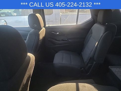 Used 2023 Chevrolet Traverse LT image 22