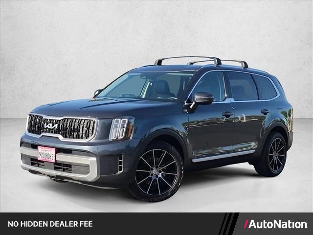 Used 2024 Kia Telluride EX w/ EX Captain's Chair Package FWD image 1