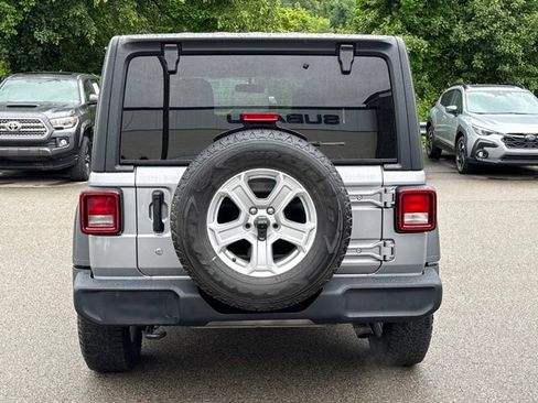 Used 2019 Jeep Wrangler Unlimited Sport S AWD/4WD image 4