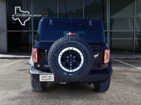 New 2025 Ford Bronco Badlands image 4