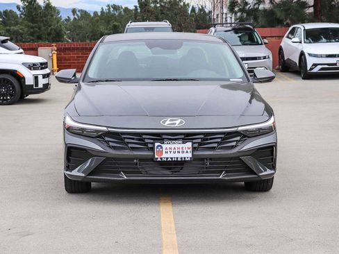 New 2026 Hyundai Elantra Blue image 2