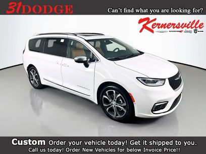 New 2026 Chrysler Pacifica Pinnacle