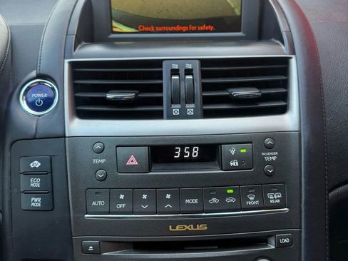 Used 2010 Lexus HS 250h image 10