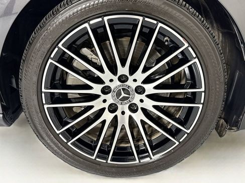 Used 2023 Mercedes-Benz C 300 Sedan image 32