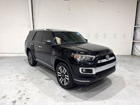 Used 2016 Toyota 4Runner Limited AWD/4WD image 3