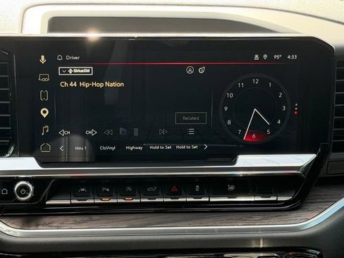 Used 2026 GMC Sierra 1500 SLT w/ SLT Premium Package AWD/4WD image 18