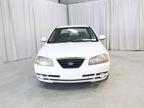 Used 2004 Hyundai Elantra GLS FWD image 32