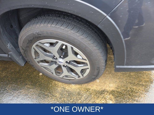 Used 2023 Subaru Forester Premium AWD/4WD image 5