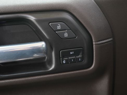 Used 2021 GMC Sierra 1500 Denali w/ Denali Ultimate Package image 22