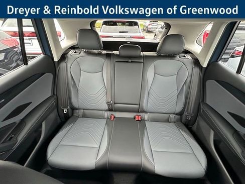 New 2026 Volkswagen Tiguan SE image 29