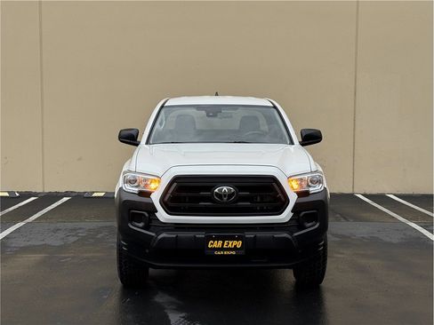 Used 2022 Toyota Tacoma SR RWD image 2