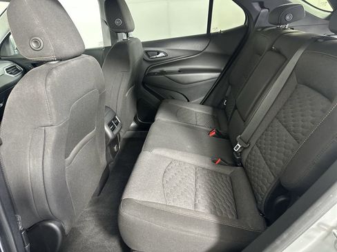 Used 2018 Chevrolet Equinox LT FWD image 25