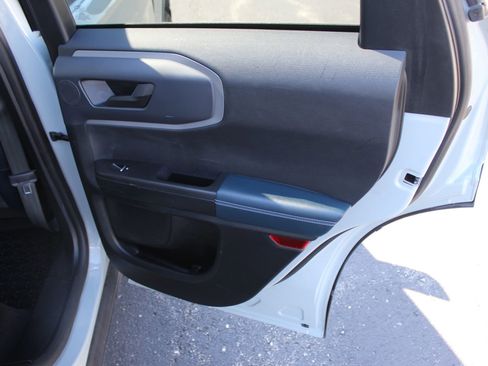 Used 2021 Ford Bronco Sport Outer Banks w/ Outer Banks Package AWD/4WD image 13