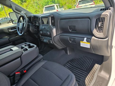 New 2026 Chevrolet Silverado 2500 Custom w/ Custom Value Package AWD/4WD image 27