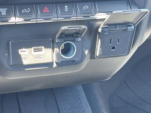 Used 2023 Chevrolet Silverado 2500 Custom w/ Custom Value Package AWD/4WD image 22