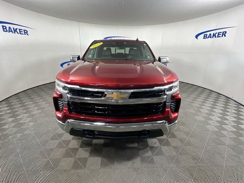 Used 2023 Chevrolet Silverado 1500 LT w/ Leather Package image 3